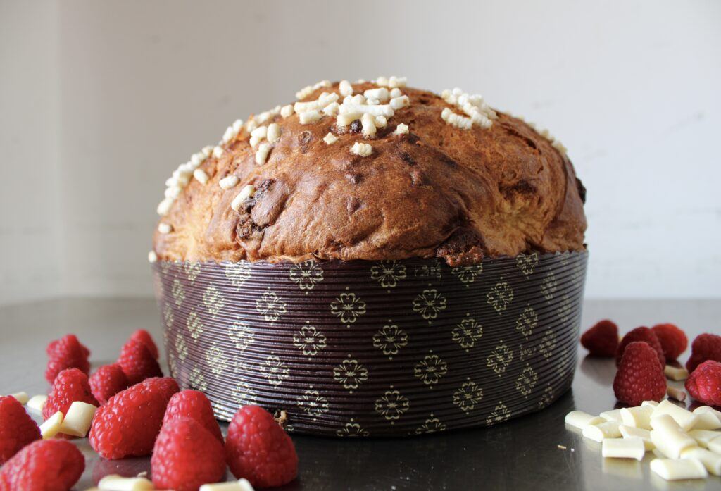 Panettone in pirottino, granella di zucchero